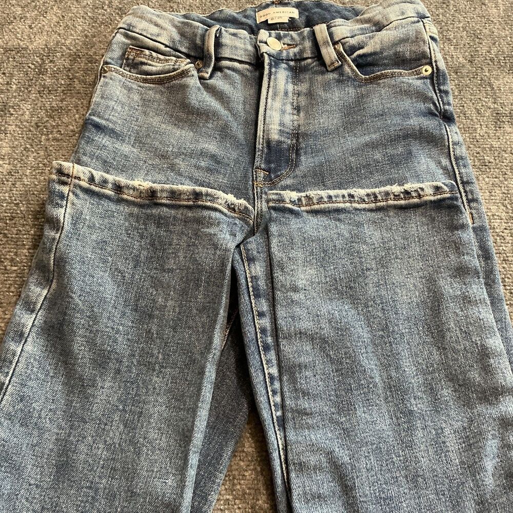 Good American Midrise Straight Jeans Womens 0/25 Light Blue Distressed Denim - Picture 4 of 10